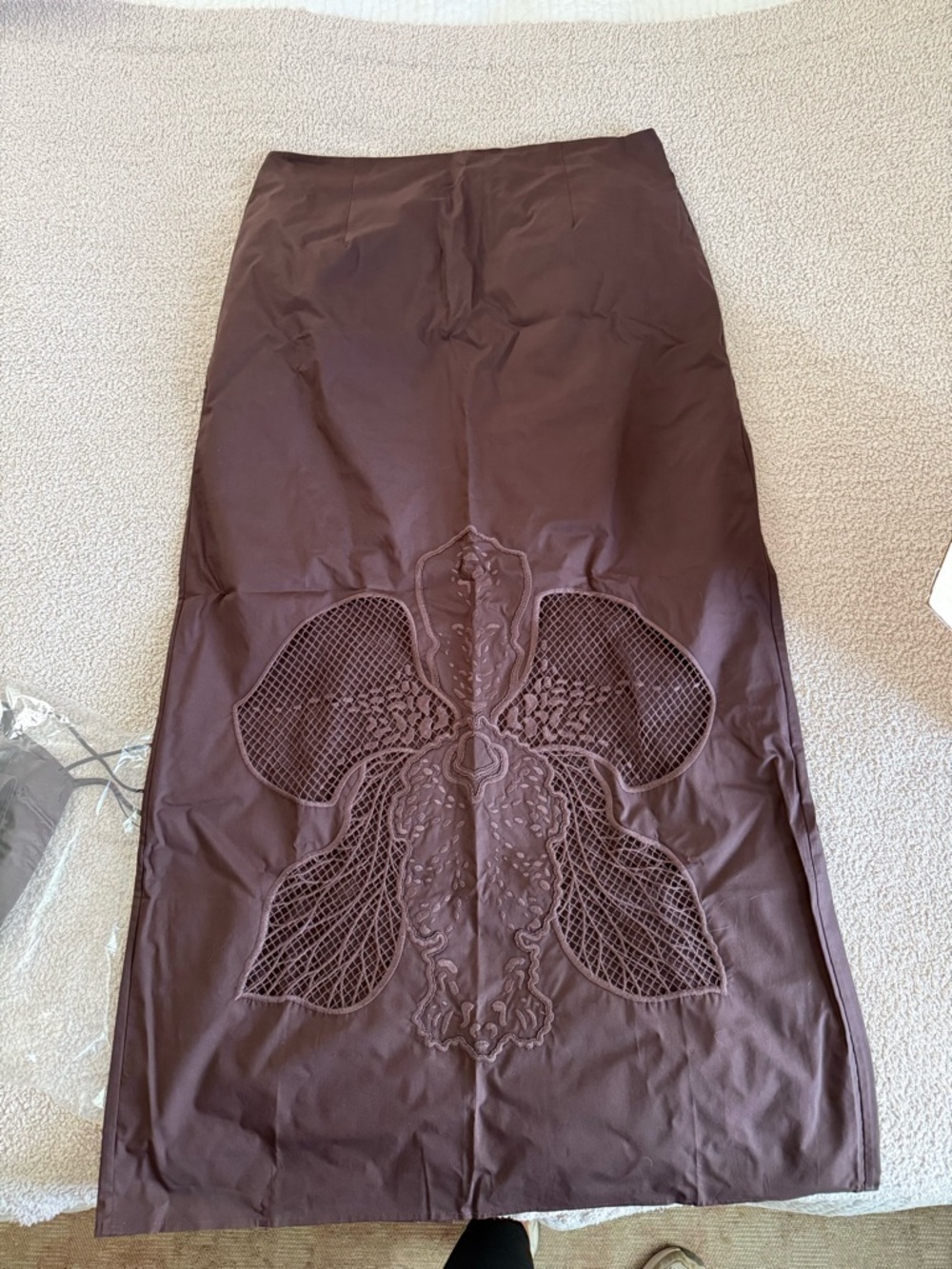 CLEA Matching Set
Iris Pleat Top (M) & Leonie Skirt (L) - Picture 4 of 5